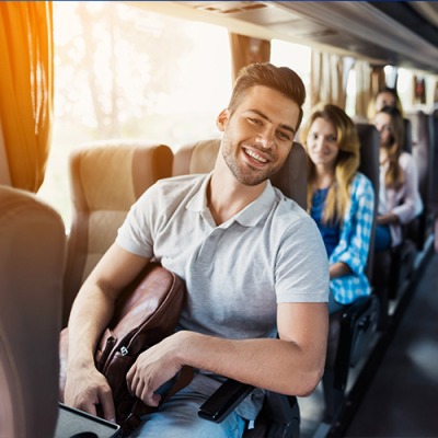 Wakacyjne podróże transportem miejskim