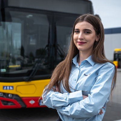#OnaNieDajeSięStereotypom – za kierownicą autobusu liczy się pasja, nie płeć